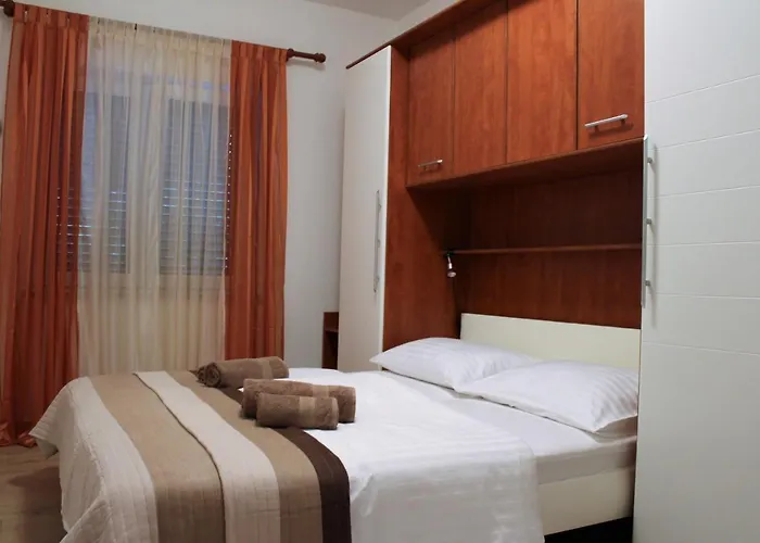 By The Sea Silo, Krk - 18761 Apartman Šilo