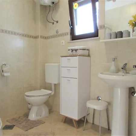 Apartment By The Sea Silo, Krk - 18761 *