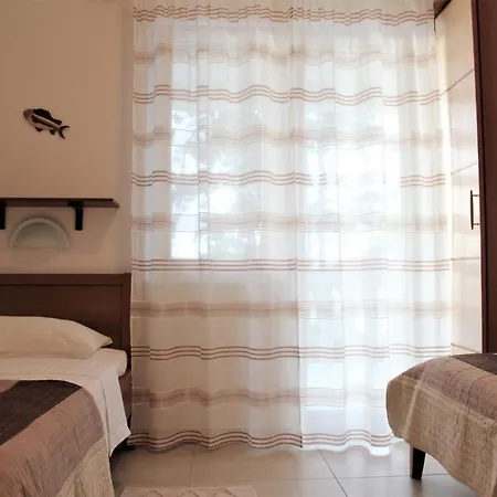 By The Sea Silo, Krk - 18761 Apartman *